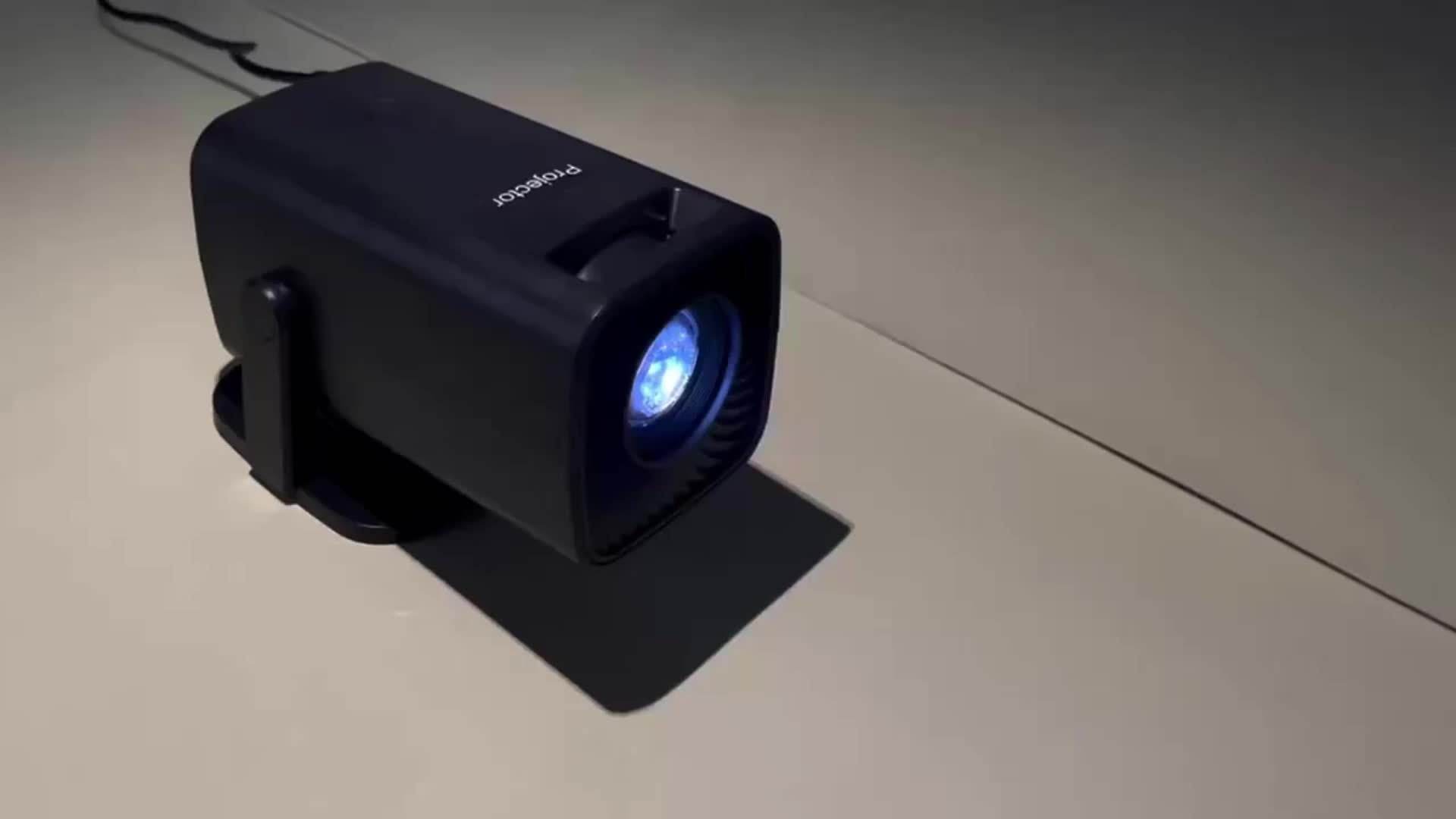 Proiector Mini Compact Rotativ 180° - LCD, Control Remote, 220-240V - Venduqo