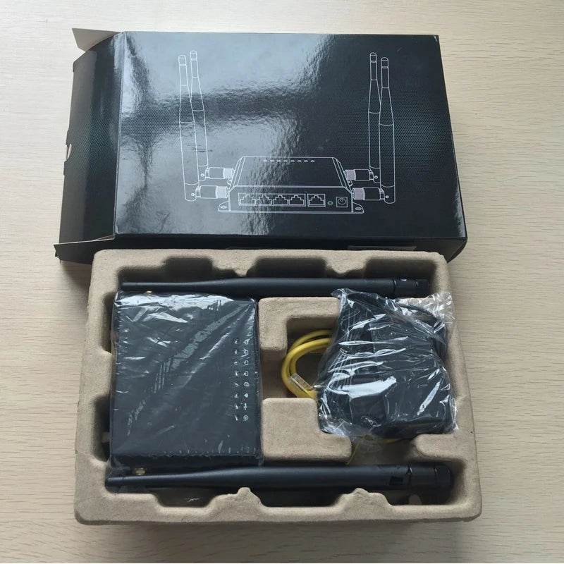 Router 4G Cioswi WE826 300Mbps cu Slot SIM și Modem NL678-E - Venduqo