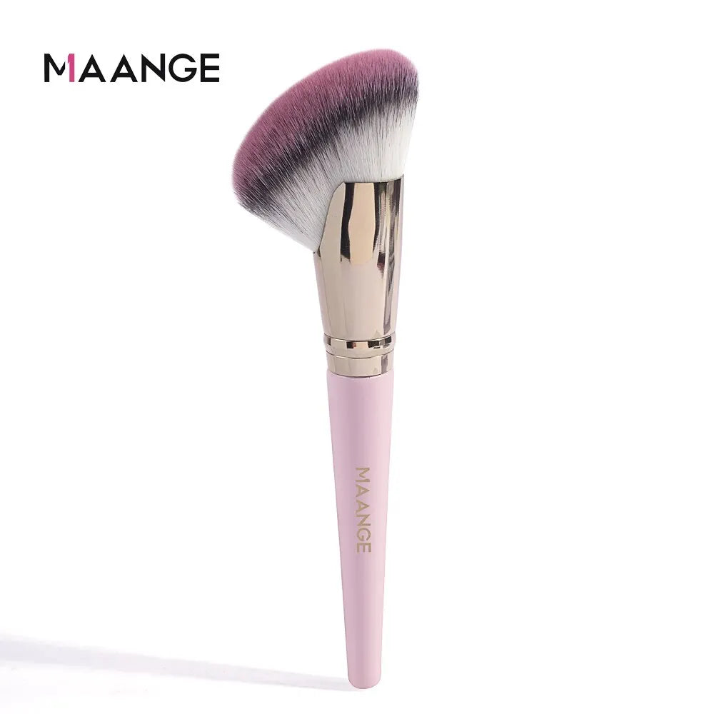 Pincelă Blush Bronzer Angled MAANGE - Makeup Premium