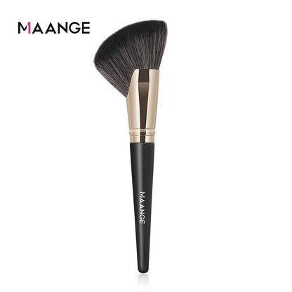 Pincelă Blush Bronzer Angled MAANGE - Makeup Premium